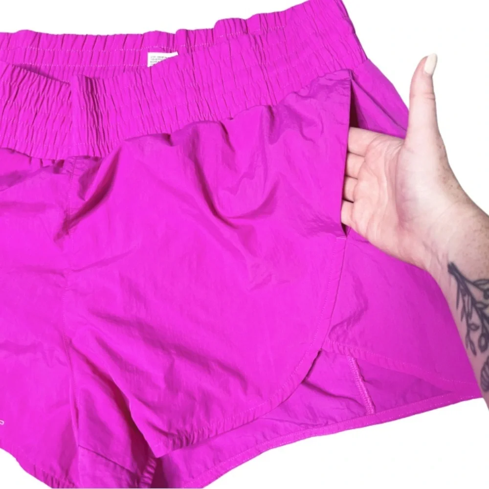 All in Motion Athletic Shorts Hot Pink Stretchy Smocked‎ Waist Dolphin Hem Women - Picture 3 of 16